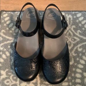 Dansko Mary Janes in EUC